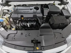 2021 Geely Emgrand UP 1.5L CVT Luxury, белый — фото 6