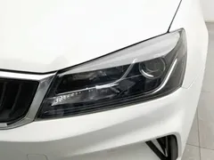 2021 Geely Emgrand UP 1.5L CVT Luxury, белый — фото 7