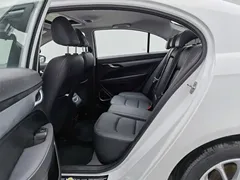 2021 Geely Emgrand UP 1.5L CVT Luxury, белый — фото 15
