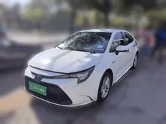 2022 Toyota Levin Hybrid 1.8H E-CVT Leading, белый — фото 1
