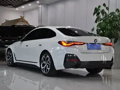 2022 BMW 4 Series 430i Gran Coupe M Sport Night Package, белый — фото 3