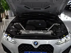 2022 BMW 4 Series 430i Gran Coupe M Sport Night Package, белый — фото 16