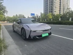 2025 Xpeng P7 820 Extra Long Range Ultra — фото 3