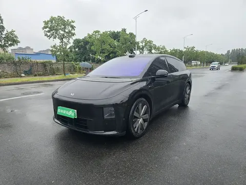 2025 Li Auto i6 4WD Standard