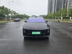 2025 Li Auto i6 4WD Standard, чёрный — фото 2
