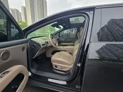 2025 Li Auto i6 4WD Standard, чёрный — фото 4
