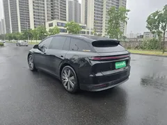 2025 Li Auto i6 4WD Standard, чёрный — фото 9