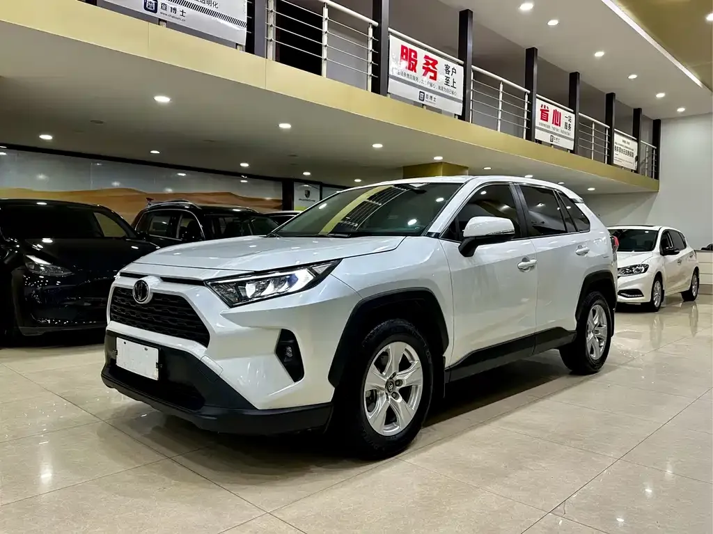 2023 Toyota RAV4 2.0L CVT 2WD
