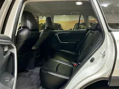 2023 Toyota RAV4 2.0L CVT 2WD, белый — фото 9