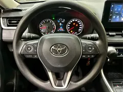 2023 Toyota RAV4 2.0L CVT 2WD, белый — фото 13