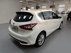2021 Nissan Tiida 1.6L CVT, белый — фото 4