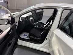 2021 Nissan Tiida 1.6L CVT, белый — фото 9