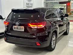 2021 Toyota Highlander 2.0T 4WD Elite 7-seat, чёрный — фото 2