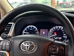 2021 Toyota Highlander 2.0T 4WD Elite 7-seat, чёрный — фото 12