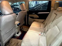 2021 Toyota Highlander 2.0T 4WD Elite 7-seat, чёрный — фото 16