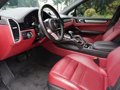 2023 Porsche Cayenne 3.0T Platinum Edition, чёрный — фото 8