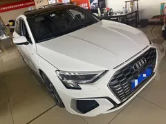 2022 Audi A3 Sportback 35 TFSI Fashion Sport, белый — фото 2