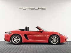 2022 Porsche 718 Boxster 2.0T — фото 8