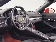 2022 Porsche 718 Boxster 2.0T — фото 9