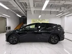 2025 Li Auto i8 Standard, чёрный — фото 3