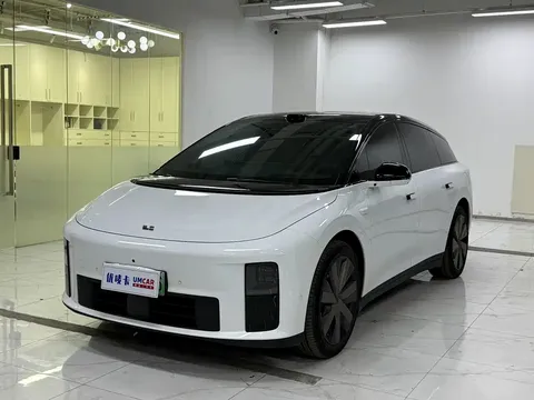 2025 Li Auto i6 2WD Standard