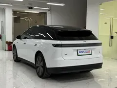 2025 Li Auto i6 2WD Standard, белый — фото 6