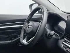 2022 Geely Emgrand 4th Gen 1.5L CVT Premium, белый — фото 22