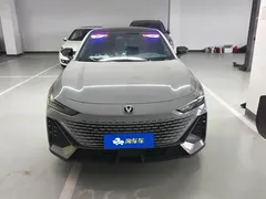 2023 Changan UNI-V 1.5T Premium — фото 2