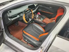 2023 Changan UNI-V 1.5T Premium — фото 9
