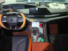 2023 Changan UNI-V 1.5T Premium — фото 12