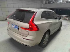 2021 Volvo XC60 4WD Luxury — фото 2