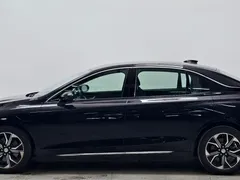 2023 Hongqi E-QM5 Basic Mobility, чёрный — фото 7