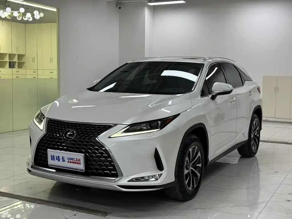 2020 Lexus RX 300 2WD Comfort