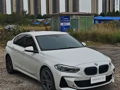 2021 BMW 1 Series 120i M Sport, белый — фото 13