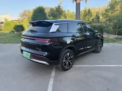 2025 BYD Song Pro 2nd Gen Smart Driving DM-i PHEV 75km Leading, чёрный — фото 4
