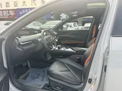 2022 Changan UNI-V 1.5T Sport — фото 4