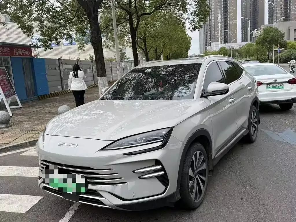 2024 BYD Song PLUS Honor DM-i PHEV 110km Flagship
