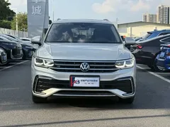 2022 Volkswagen Tiguan L 330TSI AT 2WD R-Line Flagship — фото 3