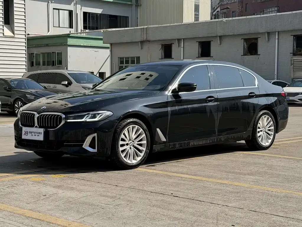 2022 BMW 5 Series 525Li Luxury Package