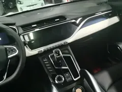 2022 Geely Atlas 1.8T DCT Smart, белый — фото 13