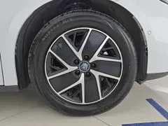 2025 BYD Qin L PHEV Smart Driving 120km, белый — фото 6