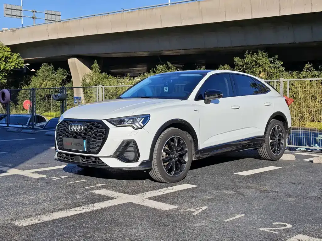 2022 Audi Q3 Sportback 45 TFSI quattro Fashion