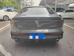 2022 Changan UNI-V 1.5T Premium — фото 8