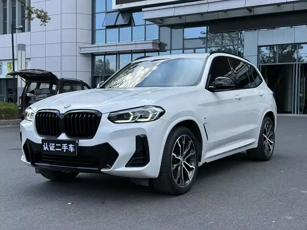 2022 BMW X3 Leading M Night Package