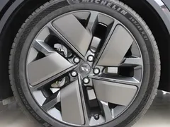 2025 Li Auto L9 Smart Refresh, чёрный — фото 12