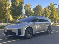 2025 Li Auto i8 Standard — фото 1