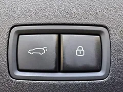 2025 Li Auto i8 Standard — фото 16