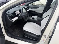 2025 BYD Seal 06 EV 545KM Flagship, белый — фото 14