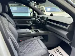 2026 Nio ES8 6-seat Executive Signature, белый — фото 8