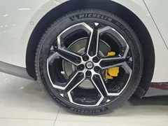 2024 Xiaomi SU7 4WD Long Range Advanced ADAS Max, белый — фото 15